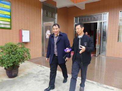 2016年11月29日，协会秘书处在广东省铝加工专业委员会主任卢继延的带领下，走访了会员企业四会市研创电器有限公司。